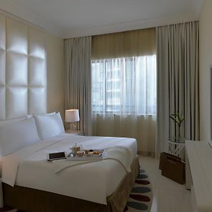 Zimmer mit 3 Schlafzimmern und mit Kingsize-Bett